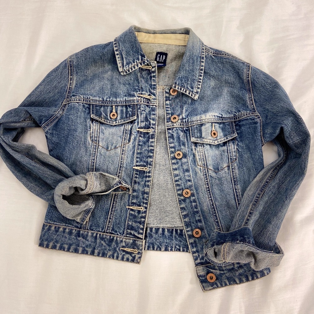 Gap Trucker Style Jean Jacket Faded Denim